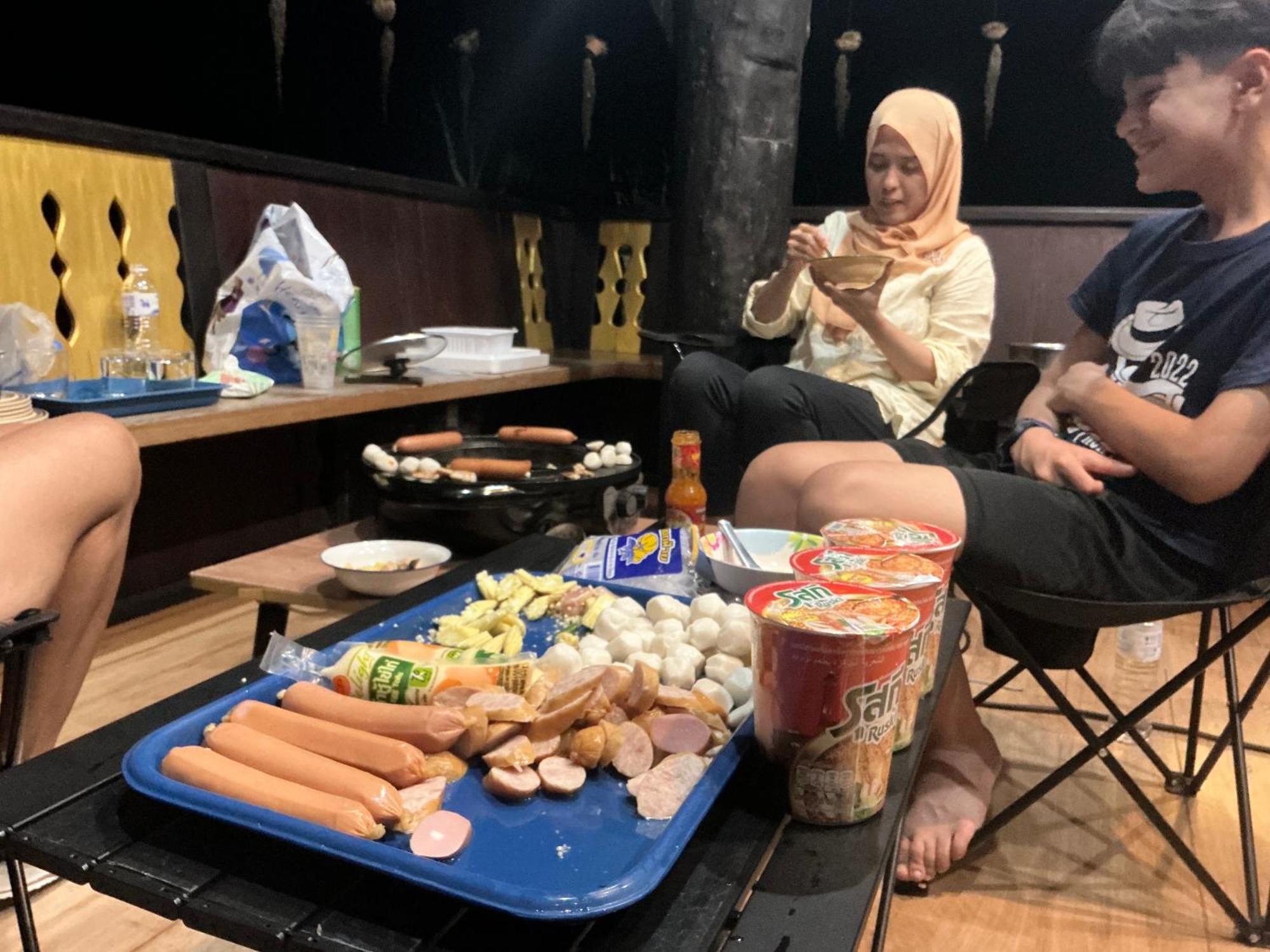 โฮมสเตย์บ้านนายสิงโตเขาคูหา Ban Khu Ha Nai Kültér fotó