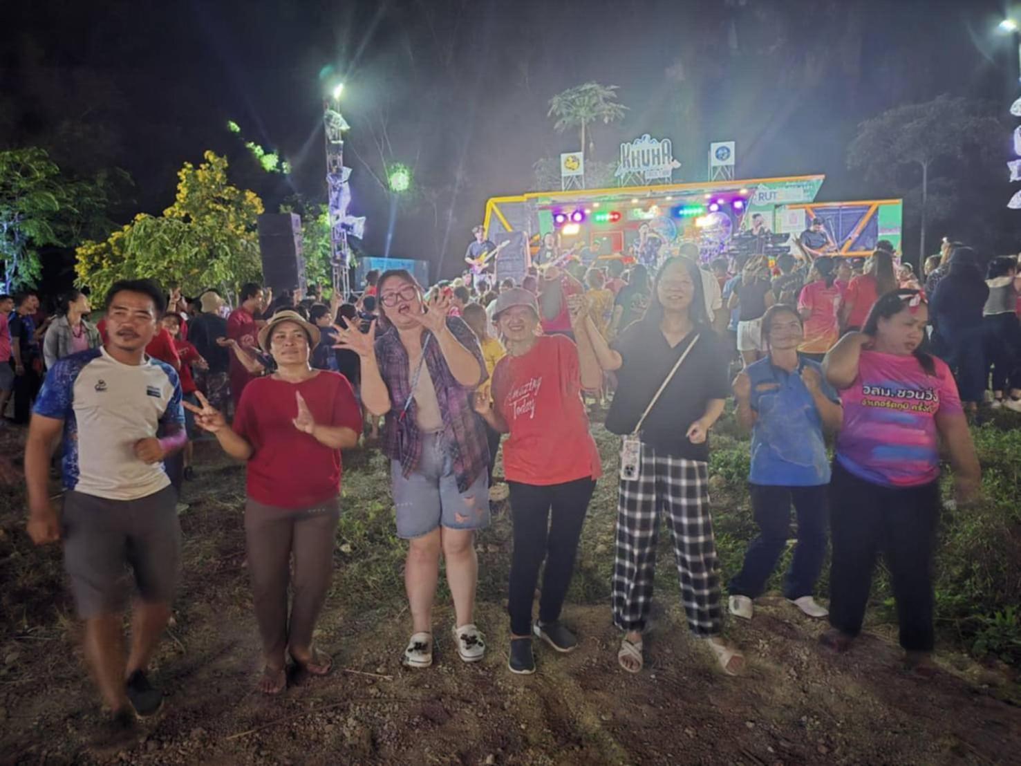 โฮมสเตย์บ้านนายสิงโตเขาคูหา Ban Khu Ha Nai Kültér fotó